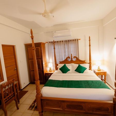 Seacoast Inn Fortkochi Fort Kochi エクステリア 写真