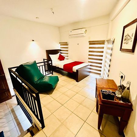 Seacoast Inn Fortkochi Fort Kochi エクステリア 写真