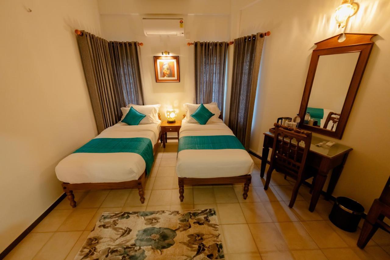 Seacoast Inn Fortkochi Fort Kochi エクステリア 写真